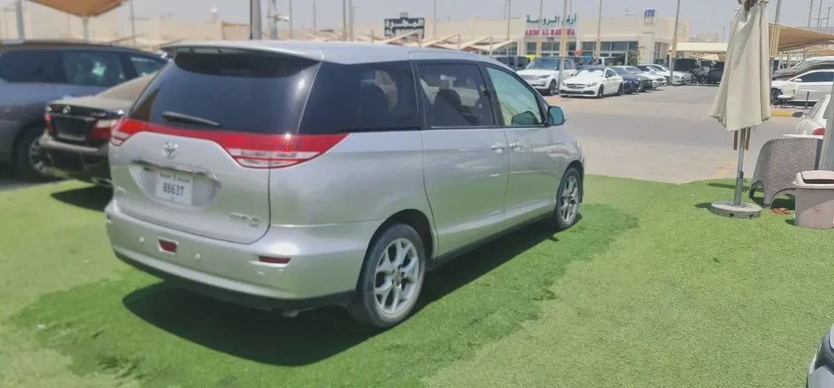 Used Toyota Previa 2.4L SE 2007-4-4