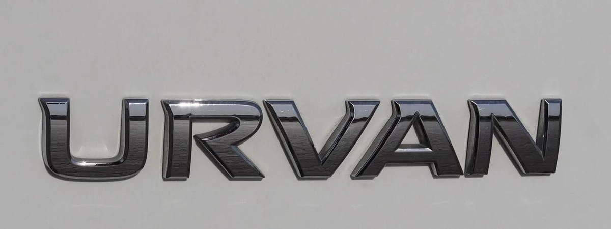 Nissan Urvan Nissan Urvan | 2.5 L | 2023 | GCC | Accident-Free | In Excellent Condition-10-10