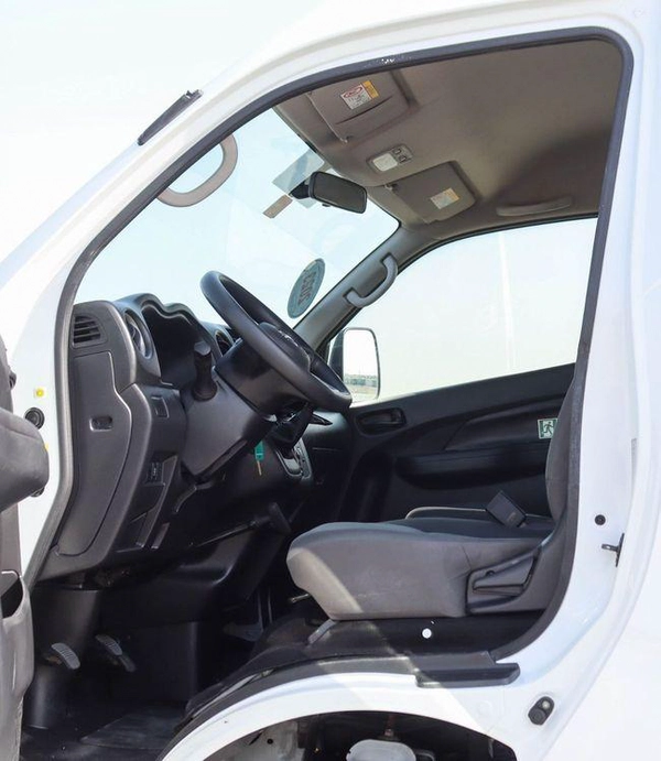 Nissan Urvan Nissan Urvan | 2.5 L | 2023 | GCC | Accident-Free | In Excellent Condition