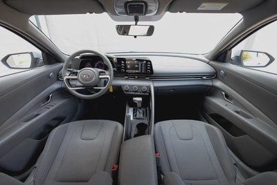 Hyundai Elantra / Avante 2023-2