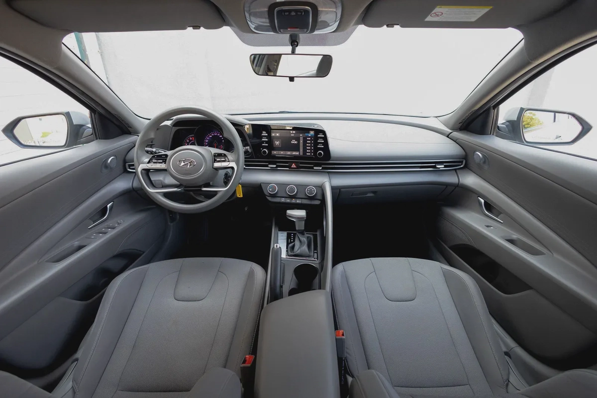 Hyundai Elantra / Avante 2023