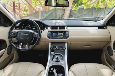 2016 RANGE ROVER EVOQUE PRESTIGE | GCC | FULL OPTION | ONLY AED 32,999-5