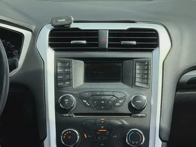 2015 Ford Fusion SE - GCC Specs-8