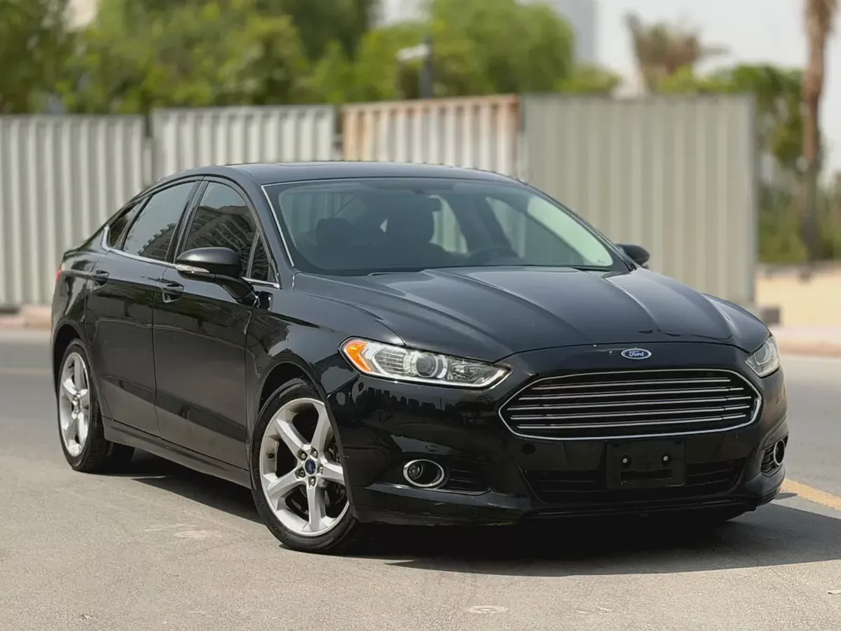 2015 Ford Fusion SE - GCC Specs-2-2
