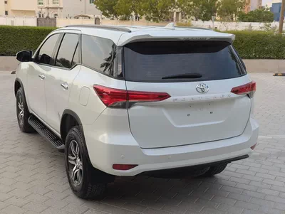 2023 Toyota Fortuner EXR GCC Specs Interior and Exterior Excellent Condition V4-6