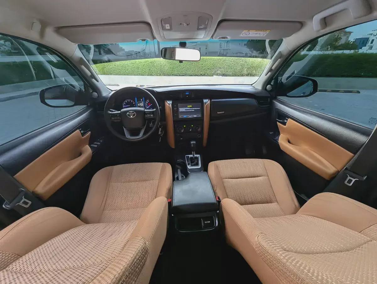 2023 Toyota Fortuner EXR GCC Specs Interior and Exterior Excellent Condition V4-11-11
