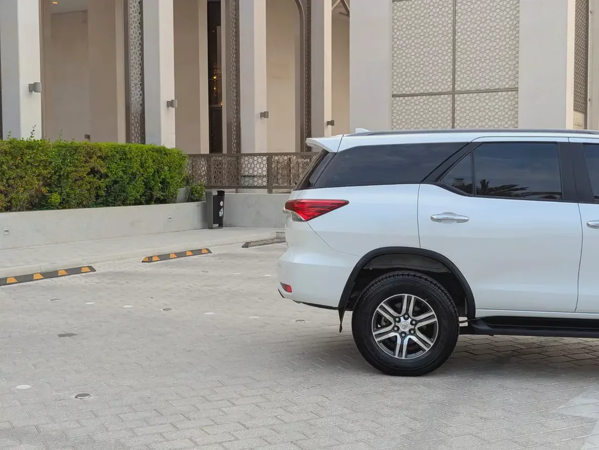 2023 Toyota Fortuner EXR GCC Specs Interior and Exterior Excellent Condition V4-8-8