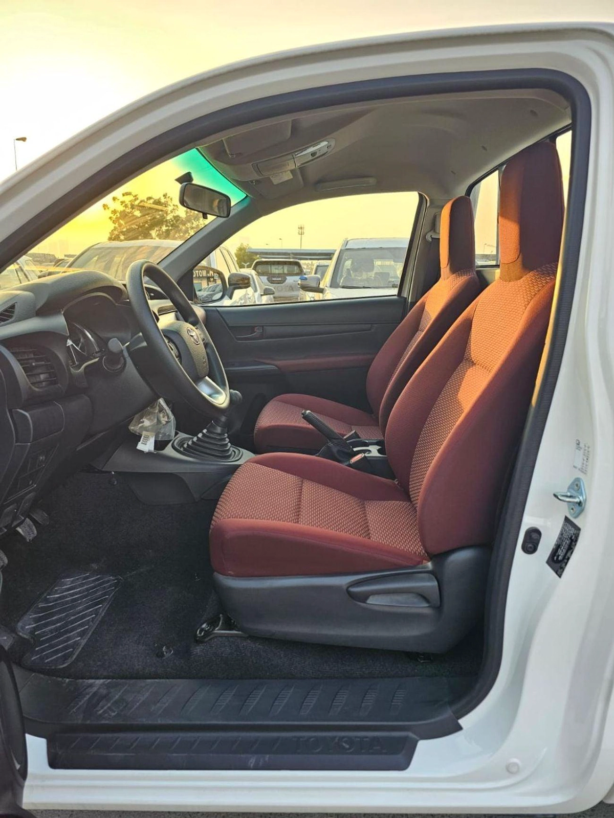 Toyota Hilux NARROW BODY SINGLE CABIN || 2.7L PETROL V4 | 4 HOOKS | FR&RR CHROME BUMPERS (CODE # HPMSC2)-8-0