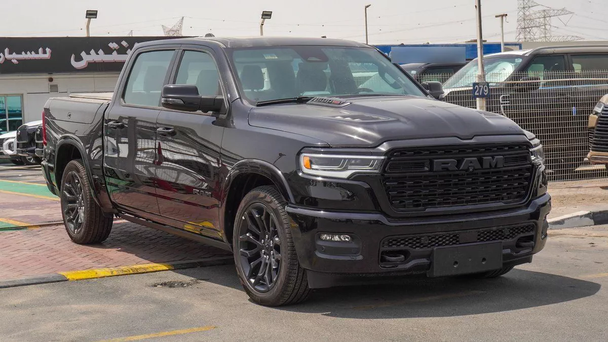 RAM 1500 LIMITED NIGHT EDITION LIMITED 3.0L