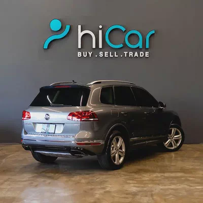 AED 1,748 P.M • 0% Downpayment • Volkswagen Touareg R-Line Kit • 1 Year Warranty-2