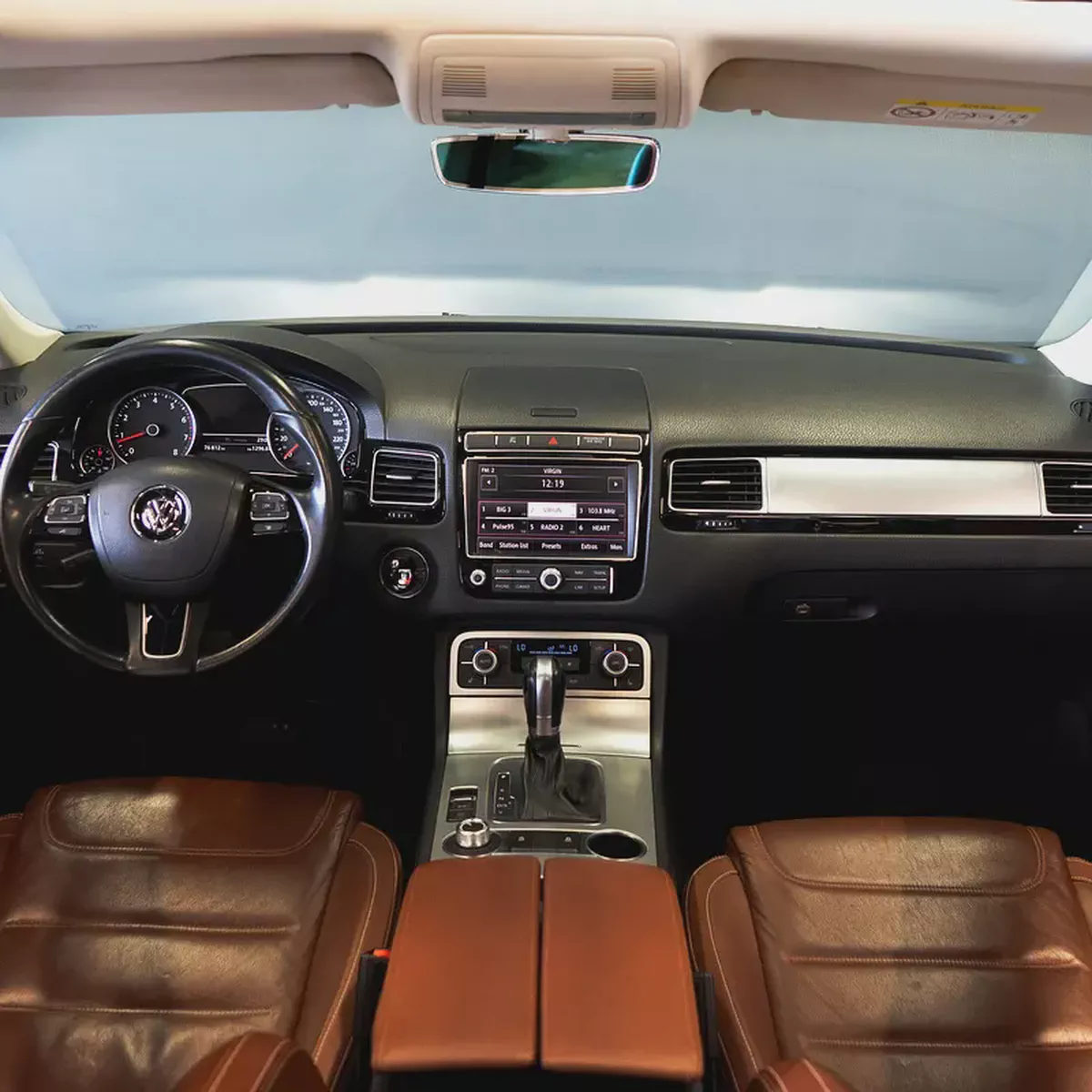 AED 1,748 P.M • 0% Downpayment • Volkswagen Touareg R-Line Kit • 1 Year Warranty-7-7