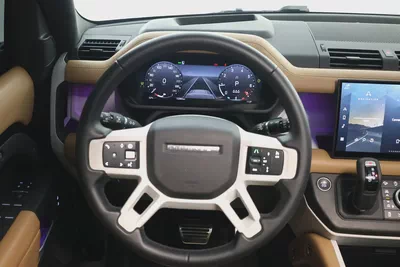2025 Defender dynamic 110 HSE P400 | AL TAYER WARRANTY + SERVICE CONTRACT  GCC I FULL PPF-11