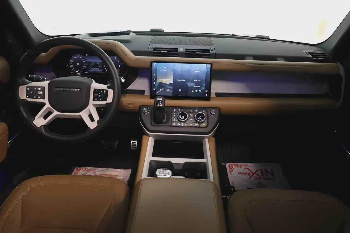 2025 Defender dynamic 110 HSE P400 | AL TAYER WARRANTY + SERVICE CONTRACT  GCC I FULL PPF-10-10