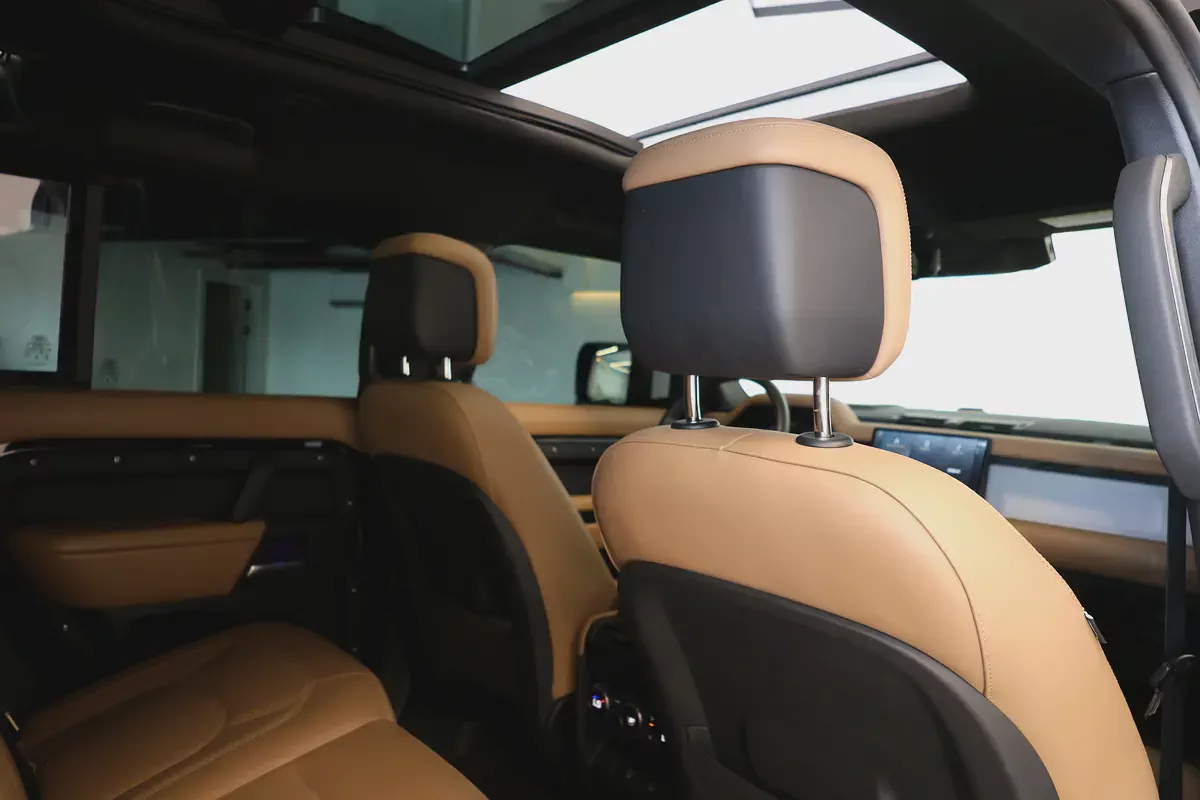 2025 Defender dynamic 110 HSE P400 | AL TAYER WARRANTY + SERVICE CONTRACT  GCC I FULL PPF-12-12
