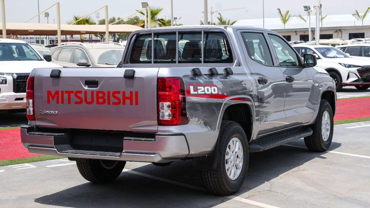 Mitsubishi L200 GLX Brand New – 2.5L Turbo Diesel 4WD Manual – C86 – GCC 2026-5-0