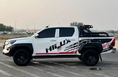 Toyota Hilux  2022 Toyota Hilux GR Sport - 2.7L V4 - Rear Camera - Push Start - Full Automatic Patrol - 4x4 AWD --6