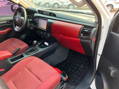 Toyota Hilux  2022 Toyota Hilux GR Sport - 2.7L V4 - Rear Camera - Push Start - Full Automatic Patrol - 4x4 AWD --8