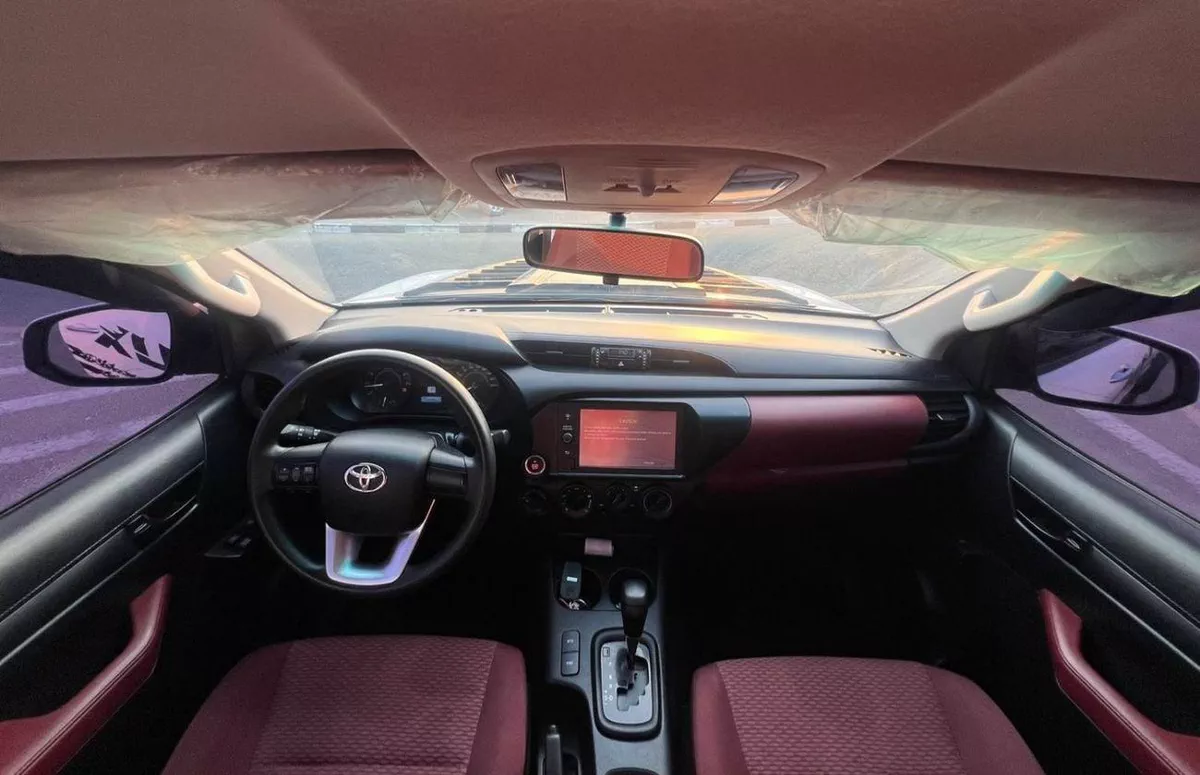 Toyota Hilux  2022 Toyota Hilux GR Sport - 2.7L V4 - Rear Camera - Push Start - Full Automatic Patrol - 4x4 AWD --10-0