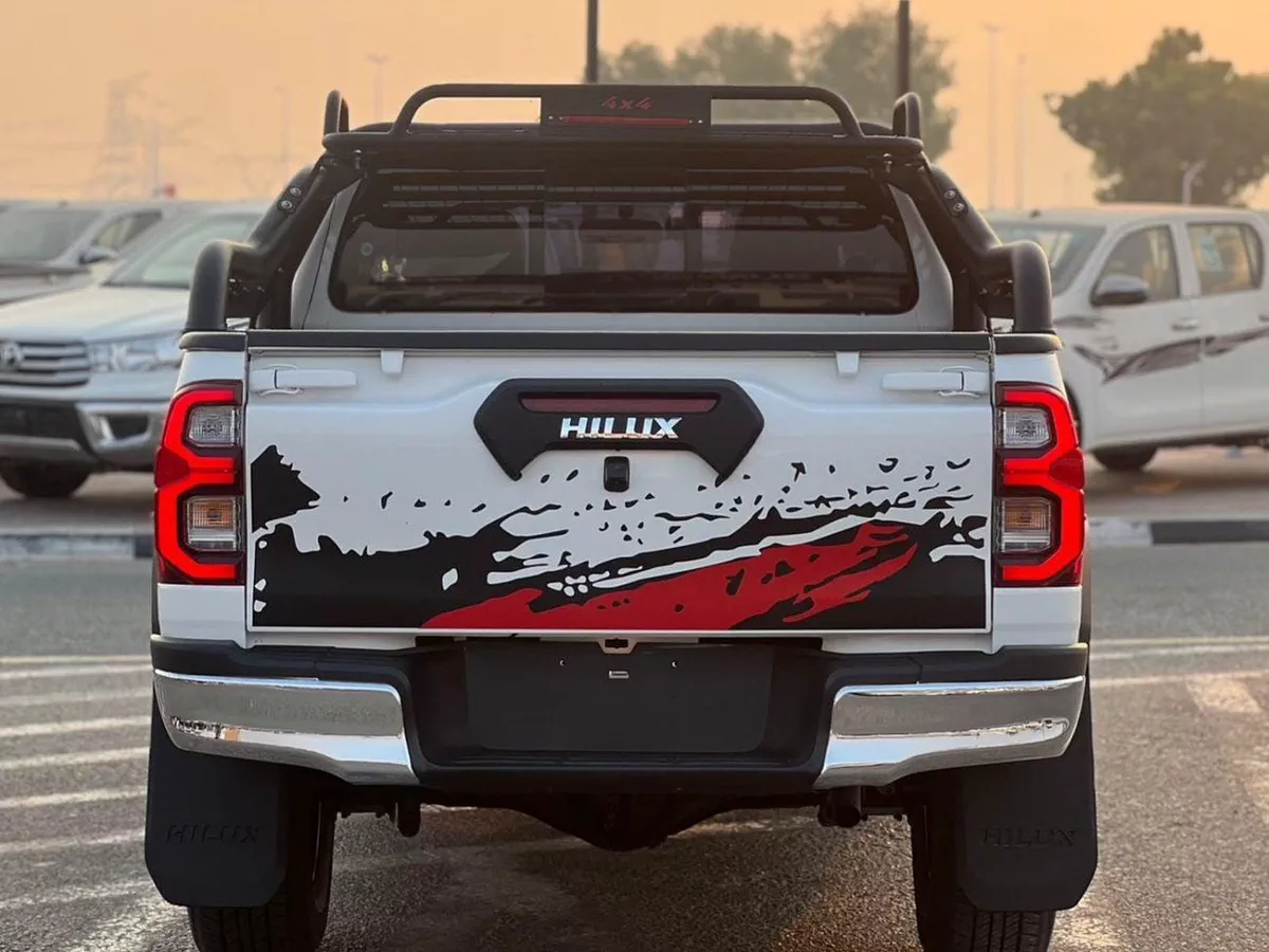 Toyota Hilux  2022 Toyota Hilux GR Sport - 2.7L V4 - Rear Camera - Push Start - Full Automatic Patrol - 4x4 AWD --4-0