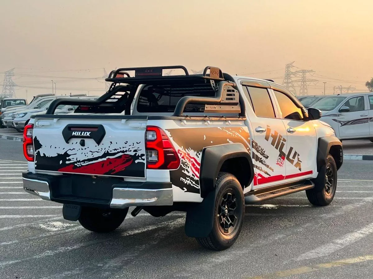 Toyota Hilux  2022 Toyota Hilux GR Sport - 2.7L V4 - Rear Camera - Push Start - Full Automatic Patrol - 4x4 AWD --5-0