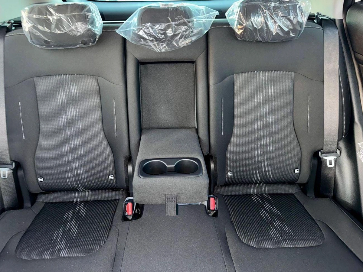Kia Sportage 2.0L Petrol FWD 2025-14-0
