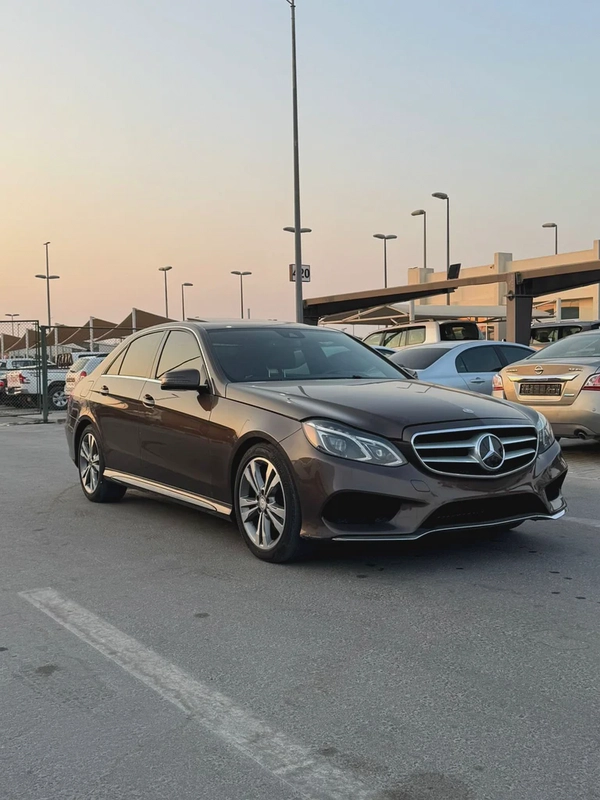 مرسيدس E350 مواصفات امريكية 2016 بحالة جيدة