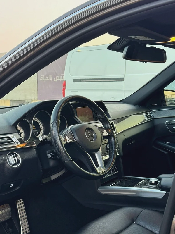 مرسيدس E350 مواصفات امريكية 2016 بحالة جيدة