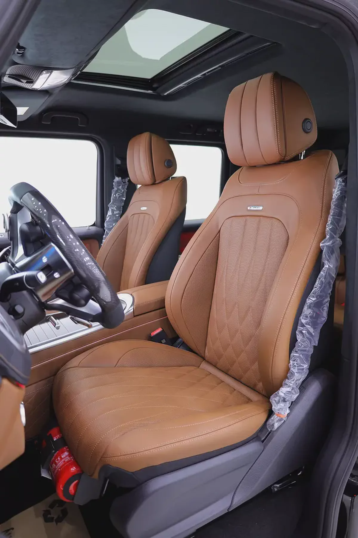 G63 GCC MANUFAKTUR EDITION +DOUBLE NIGHT PACKAGE CARBON INT+ 5 YEARS WARRANTY + FREE NANO COATING-14-14