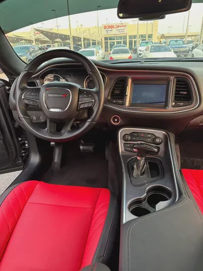دودچ تشالينچر RT V8 5.7L HEMI موديل 2018 وارد فل اوبشن بحاله ممتازه-14