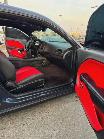 دودچ تشالينچر RT V8 5.7L HEMI موديل 2018 وارد فل اوبشن بحاله ممتازه-17