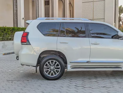 TOYOTA PRADO 2019 VXR TOP FULL OPTION GCC V6 4.0L IN EXCELLENT CONDITION-13