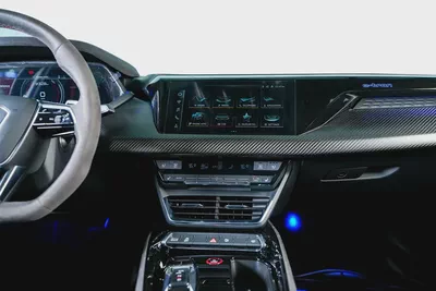 Audi E-TRON  GT 50 Quattro-Audi Service Package Until August 2027-13