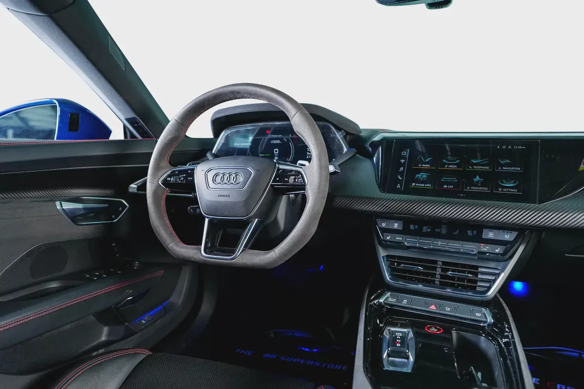 Audi E-TRON GT 50 Quattro-Audi Service Package Until August 2027-11-11