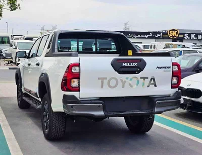 Toyota Hilux SR5 ADVENTURE DOUBLE CABIN / 4.0L V6 PETROL / 18"ALLOY WHEELS WITH ROLL BAR / 360 CAMERA / FR & REAR-5