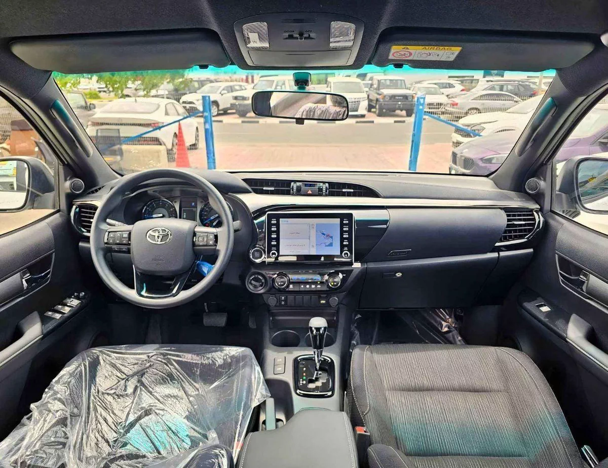 Toyota Hilux SR5 ADVENTURE DOUBLE CABIN / 4.0L V6 PETROL / 18"ALLOY WHEELS WITH ROLL BAR / 360 CAMERA / FR & REAR-11-0
