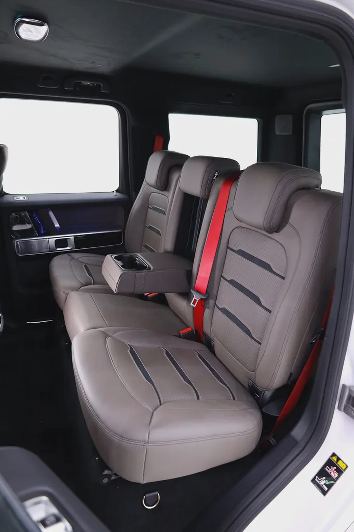 G63 DOUBLE NIGHT PACKAGE FULLY LOADED + 5 YEARS GARGASH WARRANTY AND SERVICE-8-8