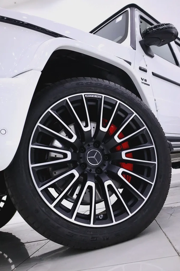 G63 DOUBLE NIGHT PACKAGE FULLY LOADED + 5 YEARS GARGASH WARRANTY AND SERVICE
