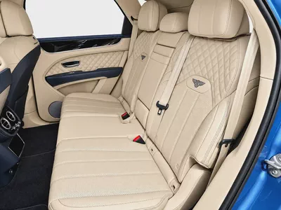 2023 Bentley Bentayga Azure-18