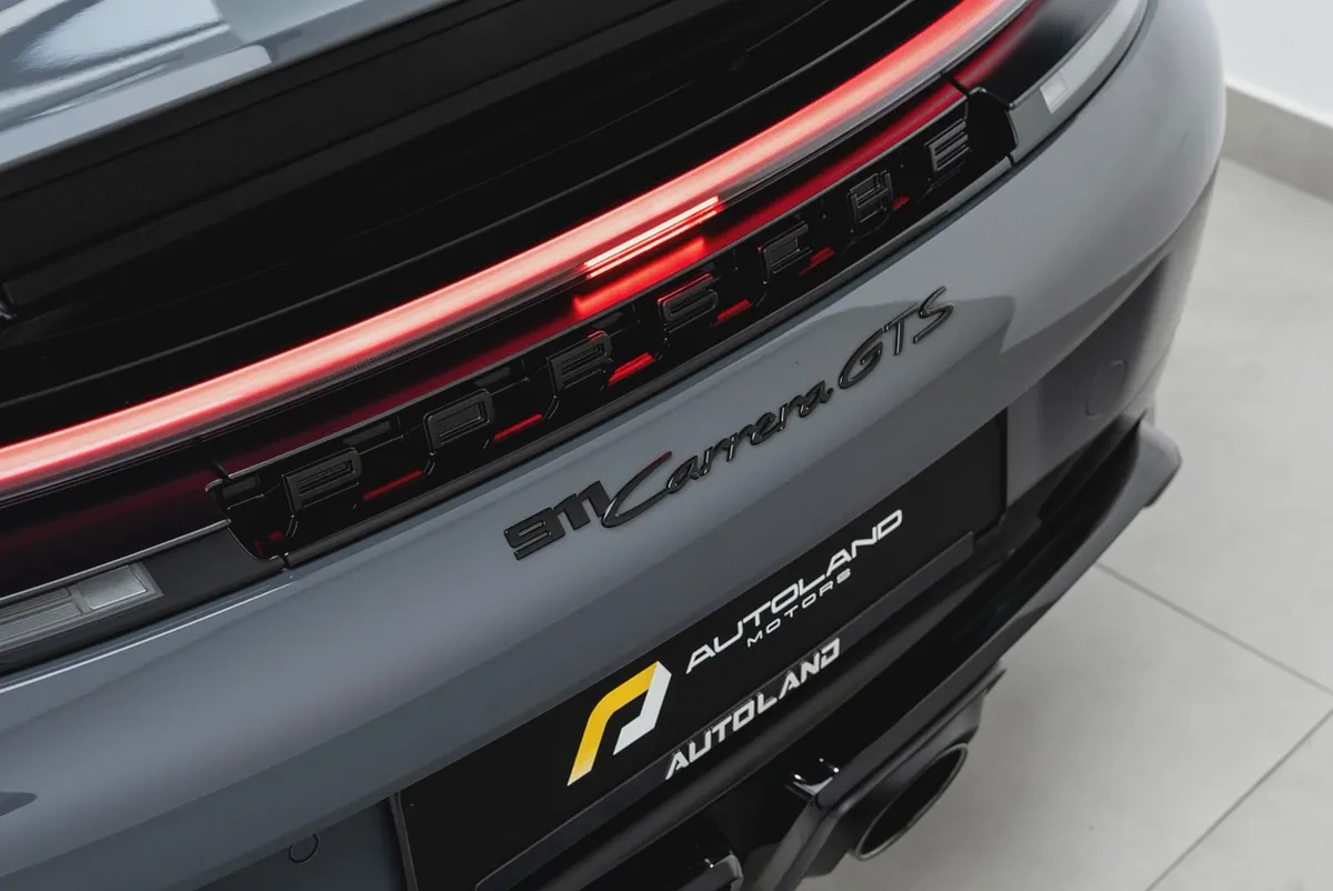 2025 PORSCHE 911 CARRERA GTS WITH WARRANTY.