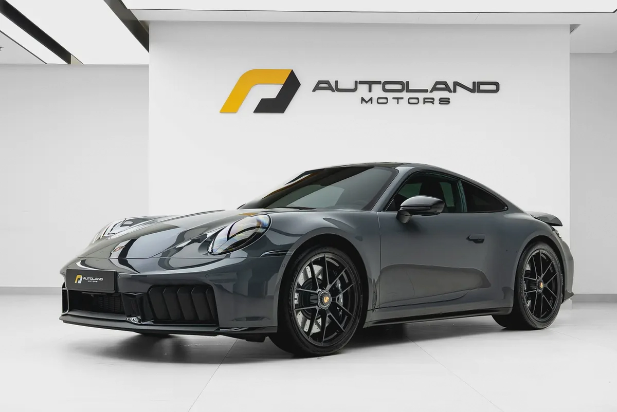 2025 PORSCHE 911 CARRERA GTS WITH WARRANTY.