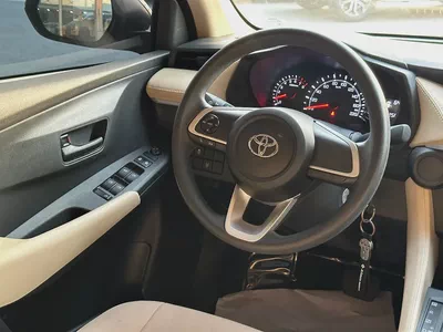 1050/- aed EMI 2026 Toyota Yaris SE+ GCC Specs Original paint 100%-7