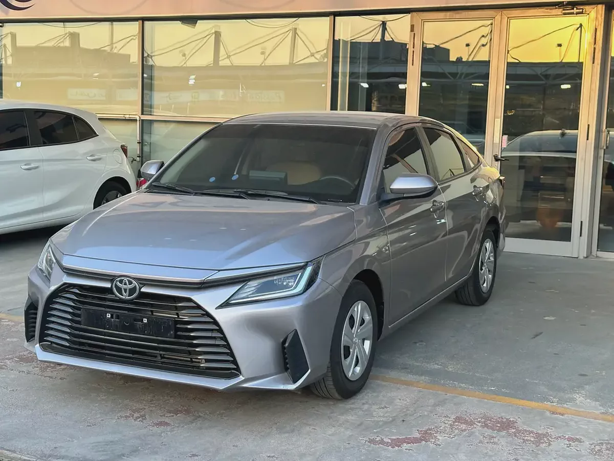 1050/- aed EMI 2026 Toyota Yaris SE+ GCC Specs Original paint 100%-2-2