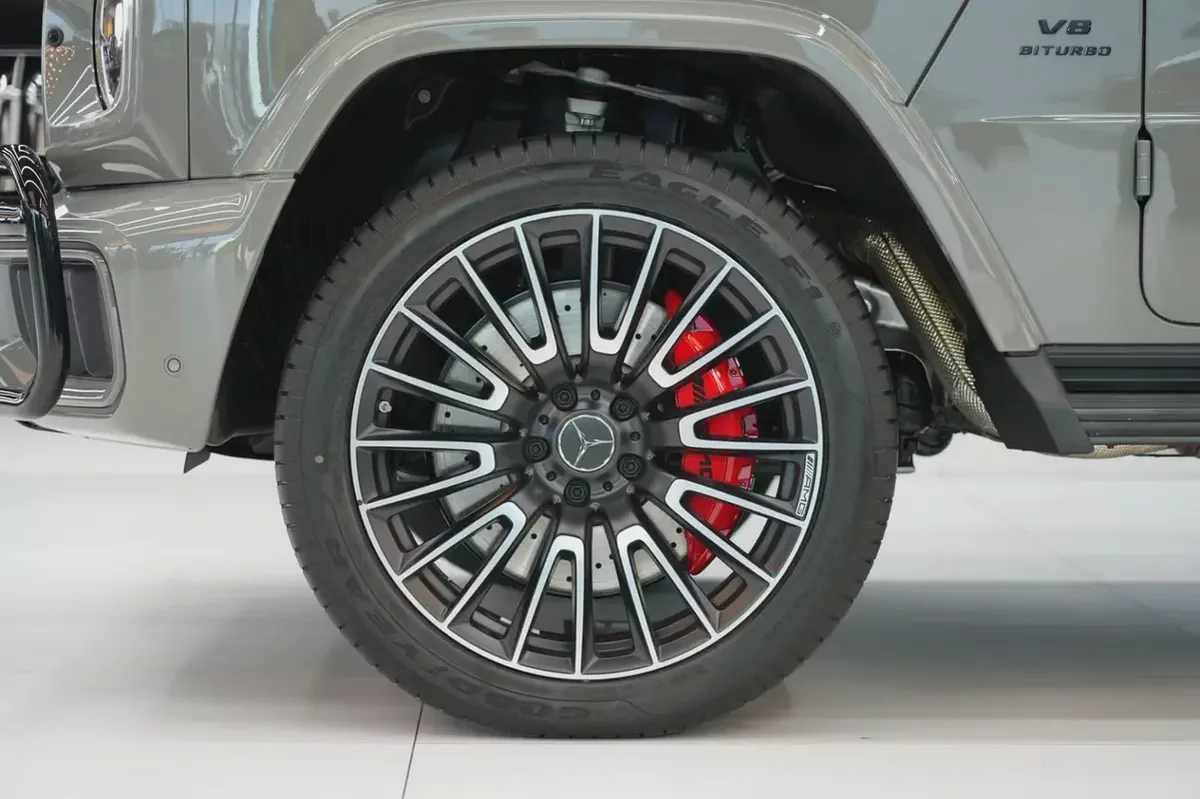 2025 Mercedes-Benz G-Class G 63 AMG 5 Years Warranty | GCC Specs | 6,000 Km Only l-4-4