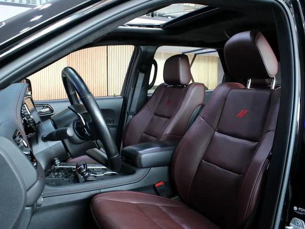 2024 - Dodge Durango R/T HEMI V8 with warranty