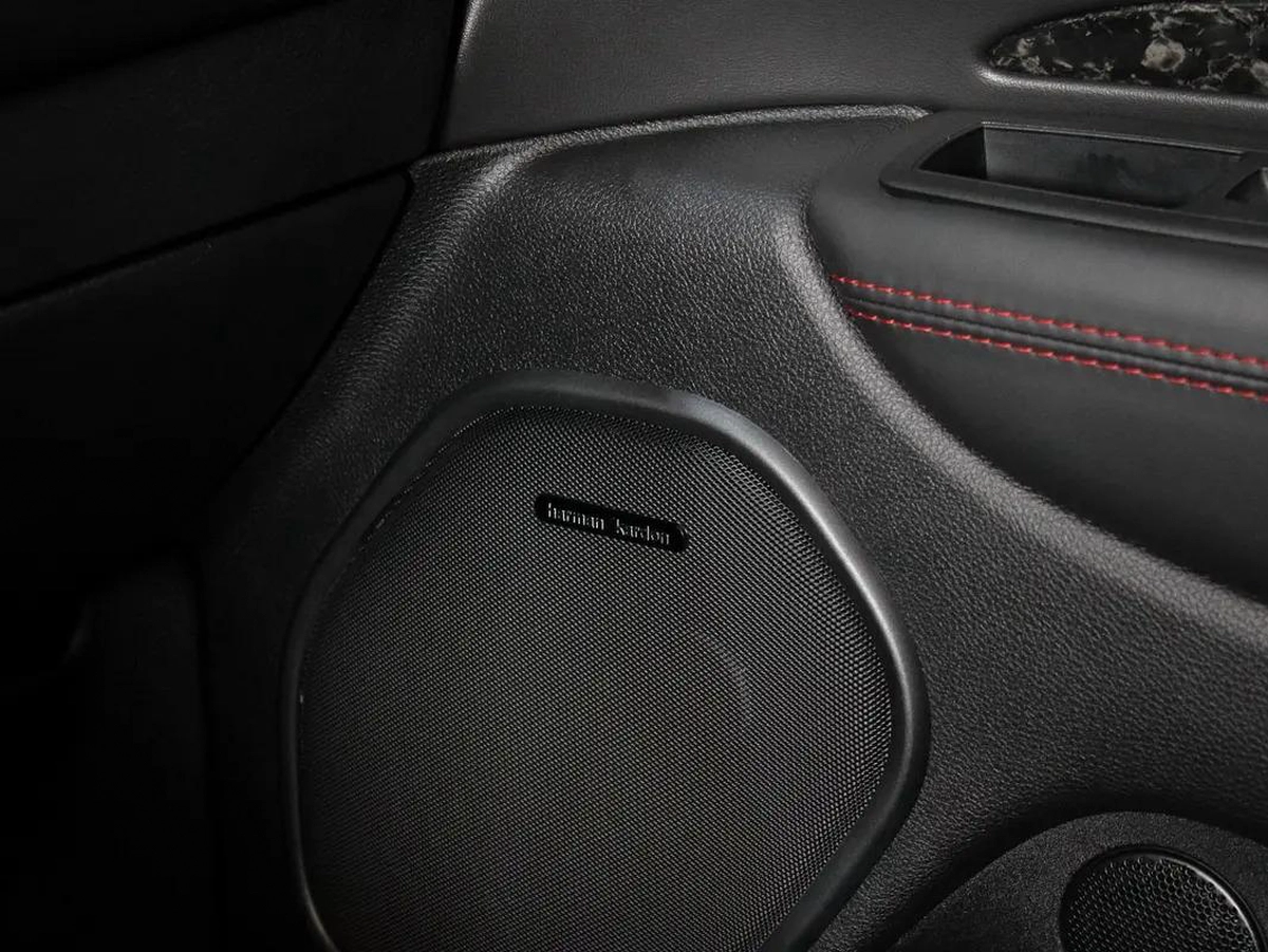 2024 - Dodge Durango R/T HEMI V8 with warranty-13-13