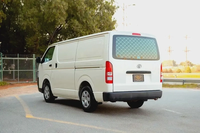 Toyota Hiace Standard Roof | Delivery Van | GCC Specs | Ref#T42275-3