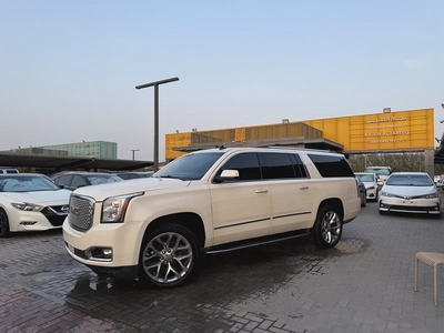 GMC Yukon XL Denali 2015-1