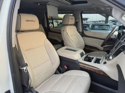 GMC Yukon XL Denali 2015-10