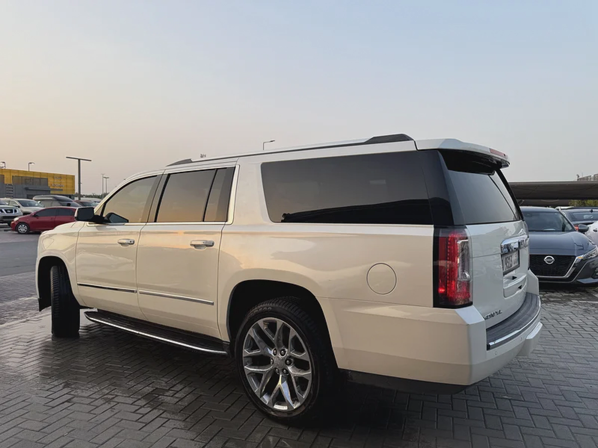 GMC Yukon XL Denali 2015-2-2