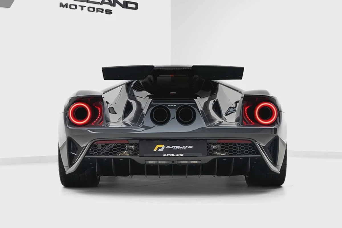 2021 FORD GT | CARBON SERIES | AKRAPOVIC EXHAUST-4-4